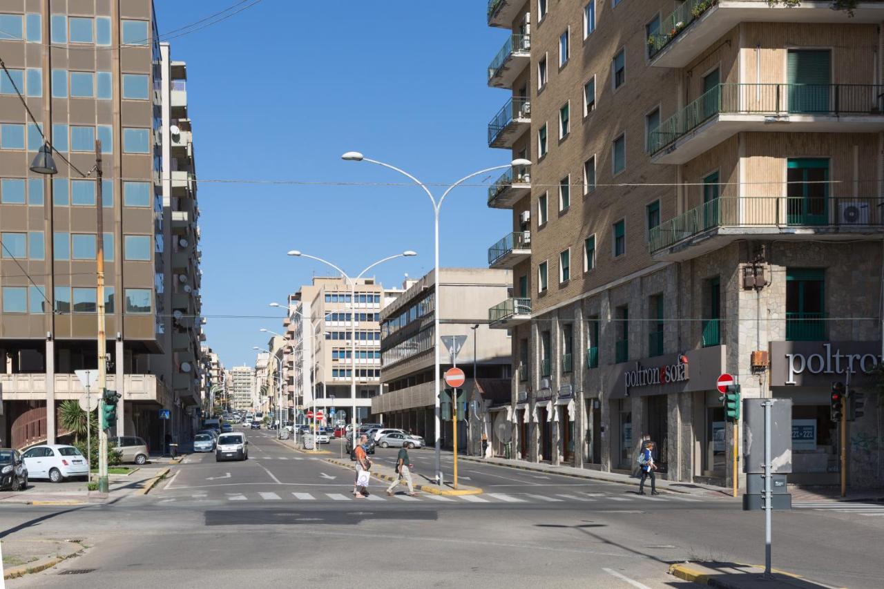 Budget Rooms Sonnino 37 Cagliari Kültér fotó