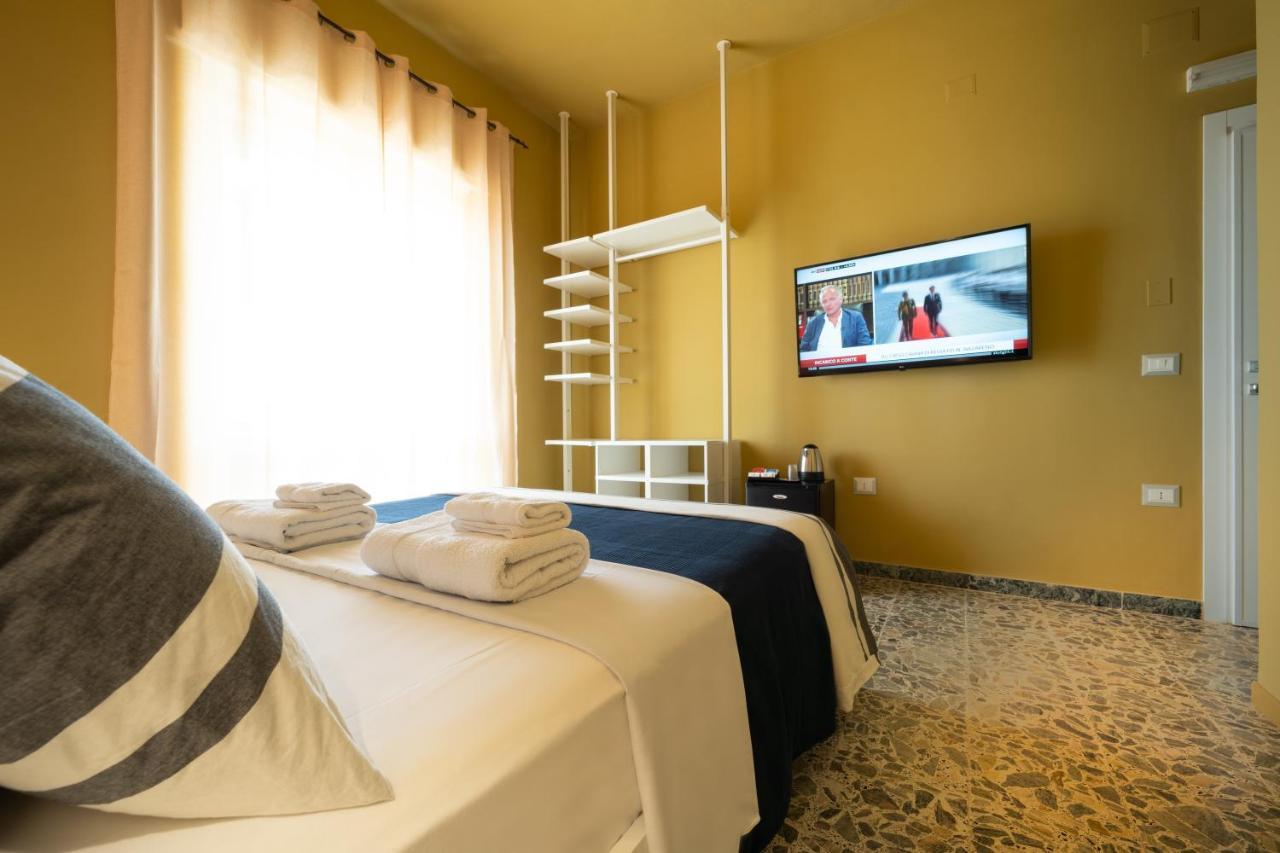 Budget Rooms Sonnino 37 Cagliari Kültér fotó